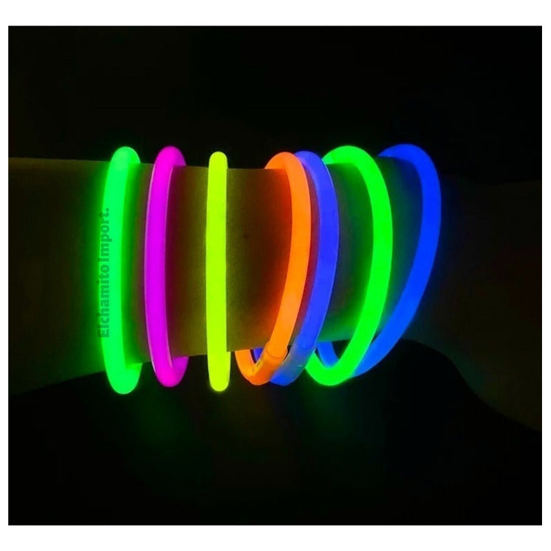 Pack 50 Pulseras Luminosas Flúor Glow Fiestas Flúor.