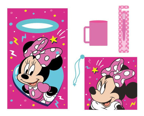 Kit 4 Pzas Párvulo Toalla Vaso Cepillo Y Bolsa Para Niños