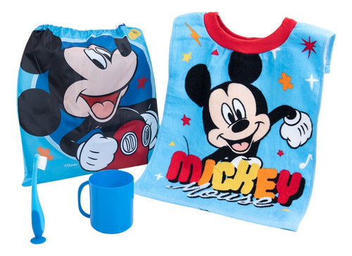 Kit 4 Pzas Párvulo Toalla Vaso Cepillo Y Bolsa Para Niños