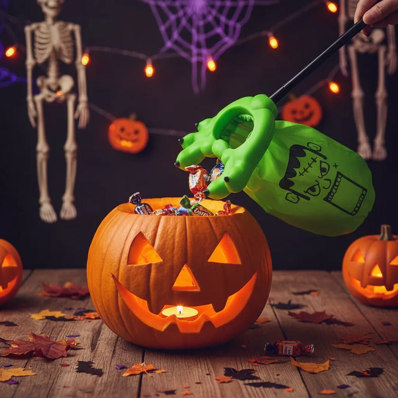 Mano Recoge Dulces O Truco Halloween